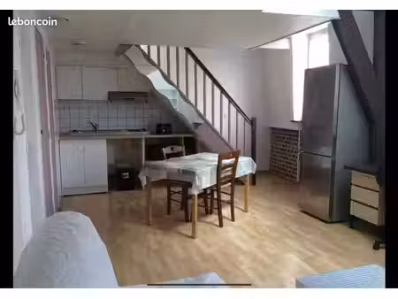 t2 lille en duplex meublé proximité catho