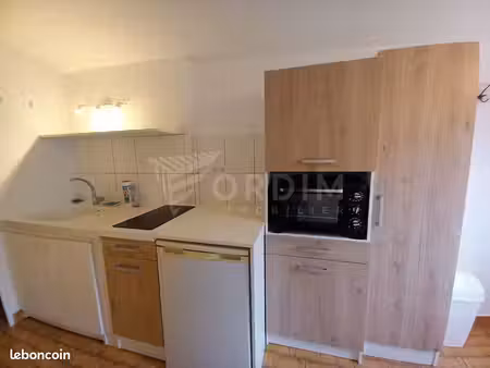 studio 1 pièce 23 m²
