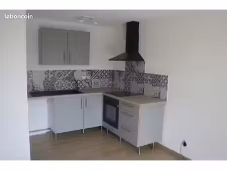 a vendre auch appartement t2 38m2