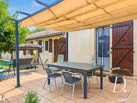 propriété 10 pièces 245 m²