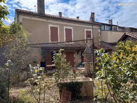 maison de ville 160 m² – 4/5 chambres – garage, atelier et terrain – auch