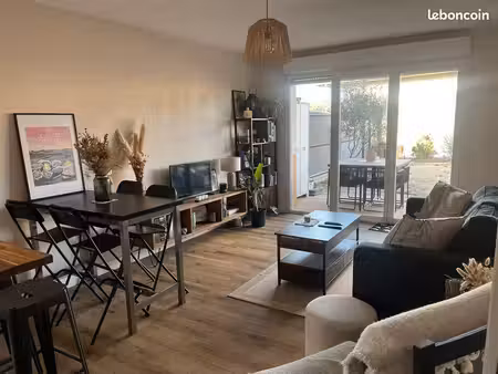 appartement t2 avec jardin en centre ville de la teste