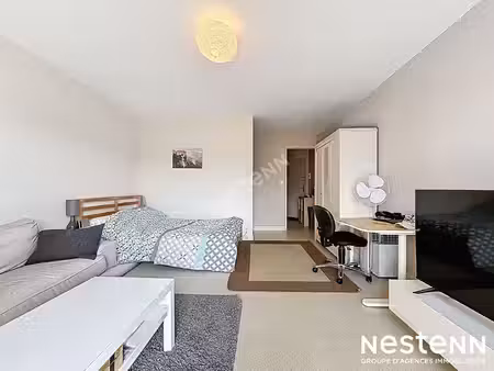 grand studio 31m2 - non meublé - parking - local vélo