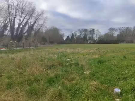 terrain 530 m²
