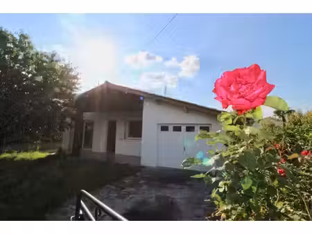 villeneuve sur lot, maison de plain pied de 94.96 m2 offrant séjour de 23.40 m2 avec grand