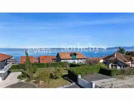 vente grande maison avec vue lac