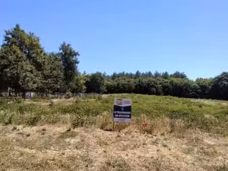 vente terrain piscine au breil-sur-mérize (72370) : à vendre piscine / le breil-sur-mérize