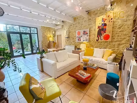 maison de ville de type t7 avec patio et stationnement privatif