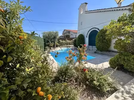 villa de 4 pièces de luxe en location antibes, france