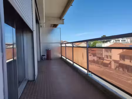 location appartement 2 pièces 63 m² à tassin-la-demi-lune (69160)