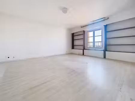 fréjus – centre historique | immeuble de rapport