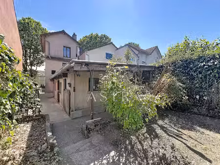 maison 4 pièces - 83,78 m² - travaux de rénovation à prévoir