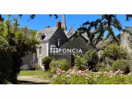 grande maison familiale à 4 minutes de conlie !