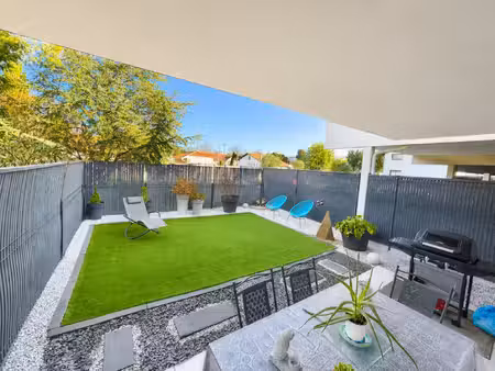appartement t2 traversant -50 m2 - avec jardin privatif ter