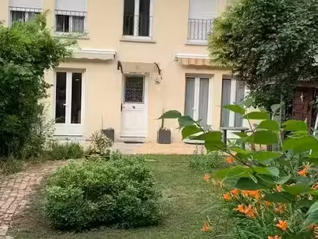 location meublée appartement 1 pièce 21 m² à colombes (92700), 780 €