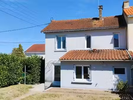 location maison à cholet (49300) : à louer / 76m² cholet