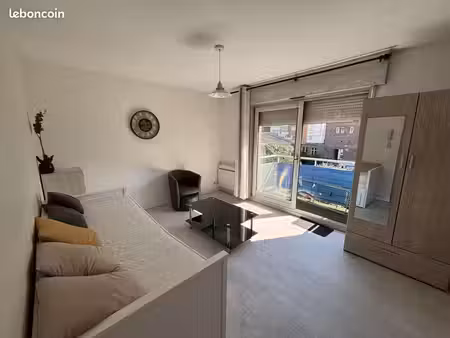 studio 1 pièce 25 m²