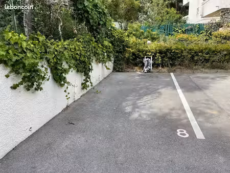 parking/box 11 m² montpellier