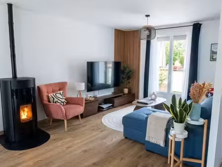 maison en coliving – 105 m² avec jardin, billard & jacuzzi à chartrettes (77)