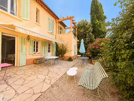 maison 210m2 + appartement t3 57m2 toulon est
