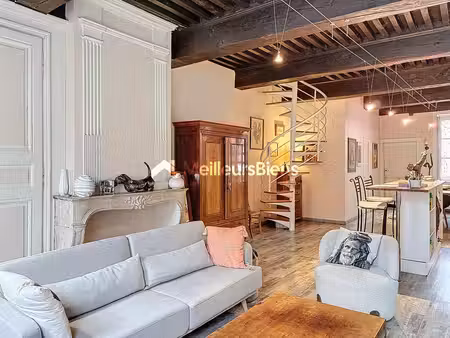 thoissey centre, maison de ville 180 m²
