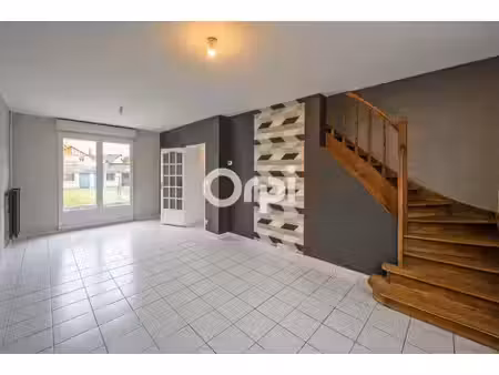 semi individuelle, jardin, garage, 3 chambres