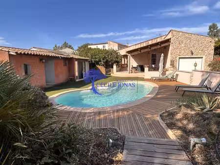 villa le cannet des maures - centre ville à pied - calme - p