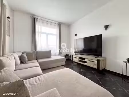 maison 5 pièces 121 m²