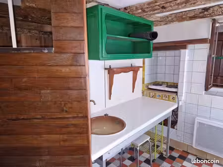 studio meuble 15 m2, centre chambery