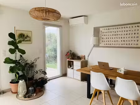 villa 3 pièces 70 m²