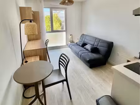 loue studio meublé neuf