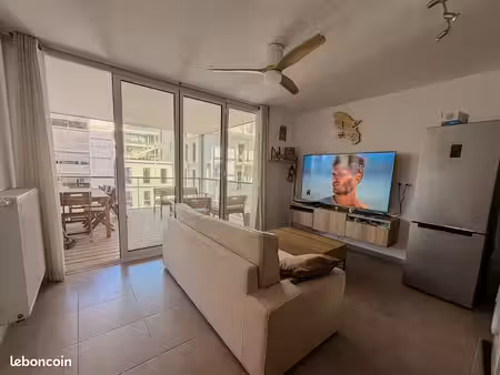 t2 meublé 43 m² avec grande terrasse + parking – nice méridia – 1100 cc