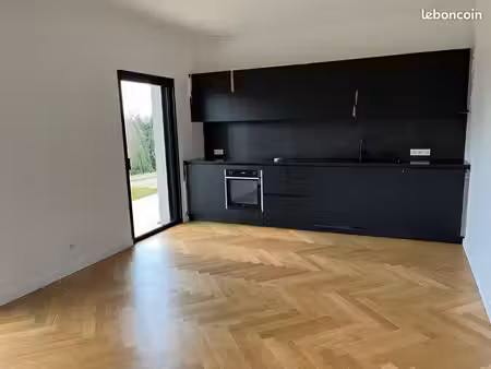 loue studio 28m2