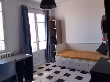 studio meublé toulon