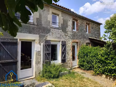 maison 6 pièces 105 m²