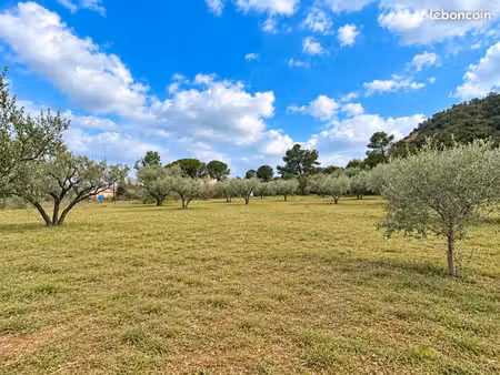 terrain 500 m² gonfaron