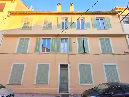 immeuble locatif 12 meublés rentabilité 9,78 %