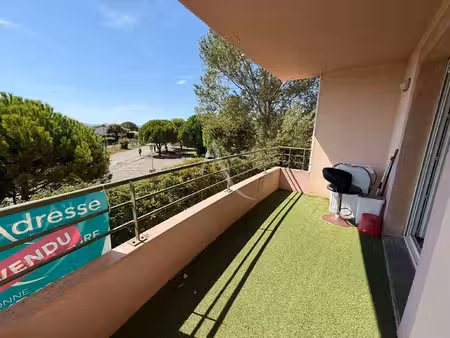 appartement à carcassonne avec extérieur et parking
