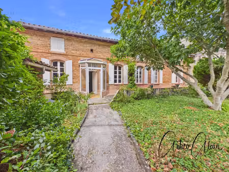 maison bourgeoise 183 m² – jardin, 2 garages et double accès