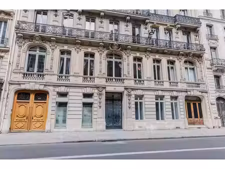 location bureaux 458m²
