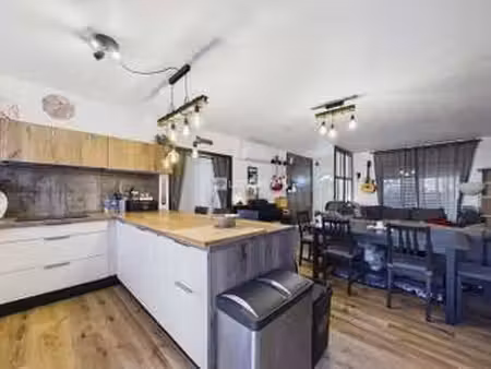 vente maison à quimper (29000) : à vendre / 130m² quimper