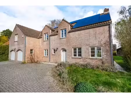 villa à vendre avec garage et terrasse , nivelles (vbe62448)