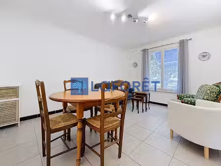 appartement 3 pièces traversant à vendre à draguignan, proche écoles et centre-ville