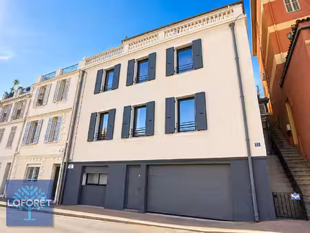 magnifique maison de ville entièrement rénovée avec ascenseur ? fort potentiel familial ou
