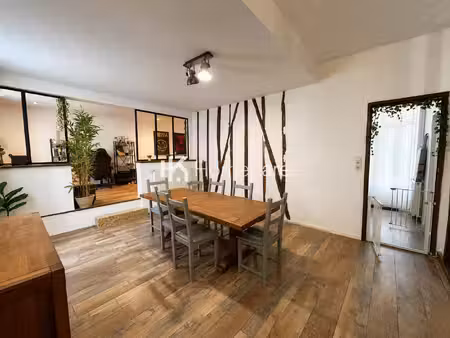 charmante maison renovée au coeur du village