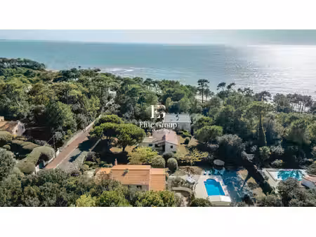 magnifique villa au bord de mer