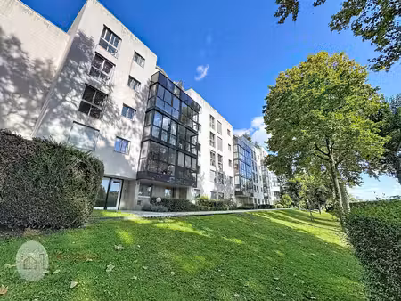 bel appartement familial avec vue sur la seine