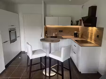 agréable t2 avec balcon