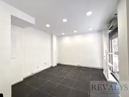 local commercial