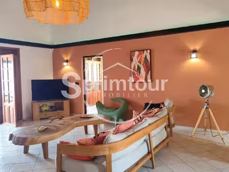 deshaies villa creole renovee avec piscine et acces direct